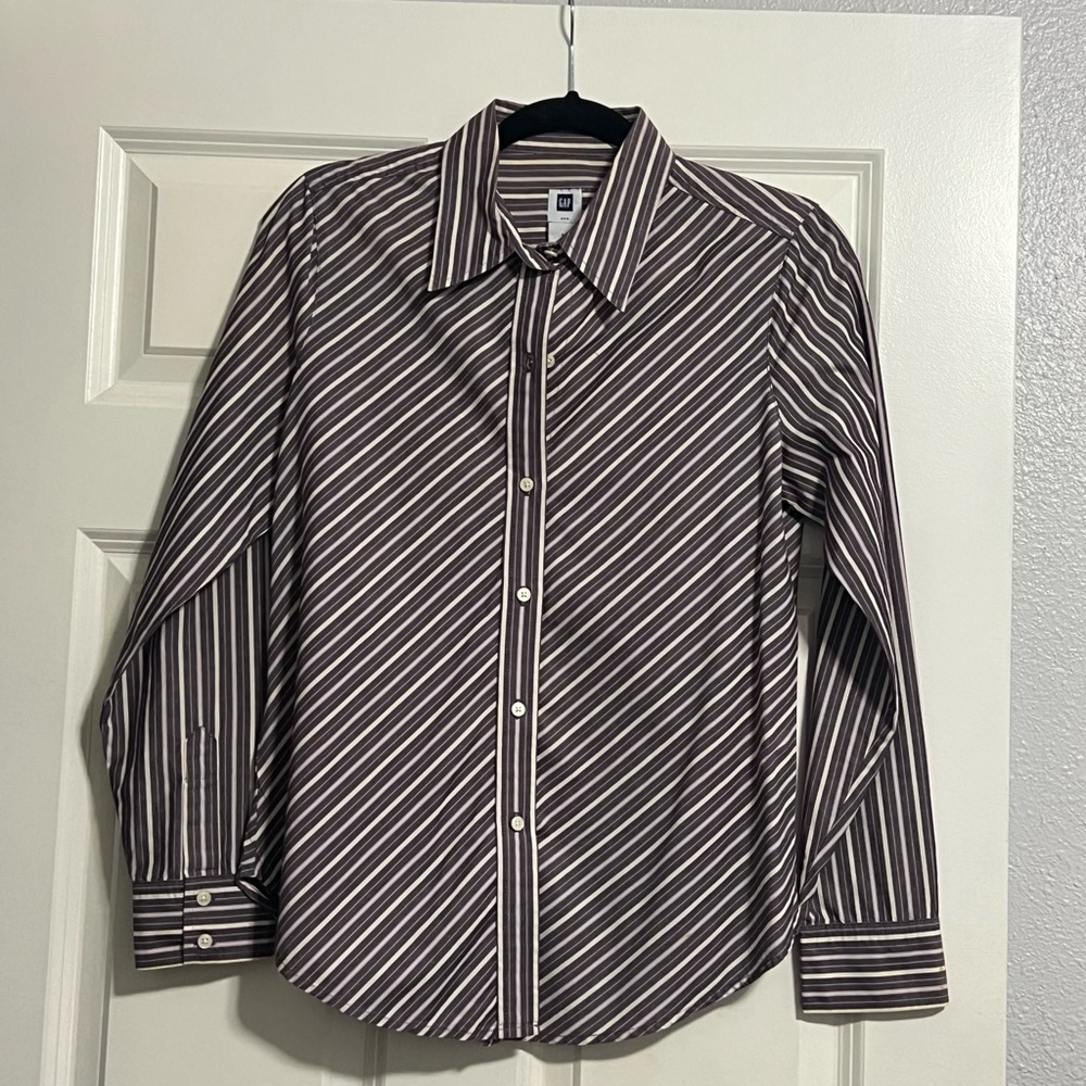 The Gap striped herringbone design button front long sleeved top.